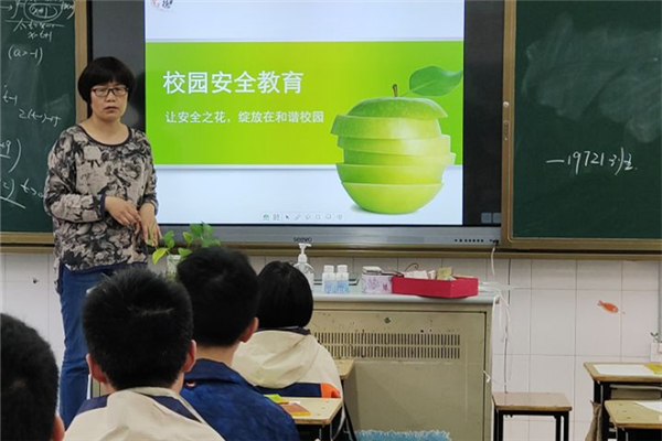 9E1BEBE348AE6A6EAA95B4A81A423102_副本.jpg