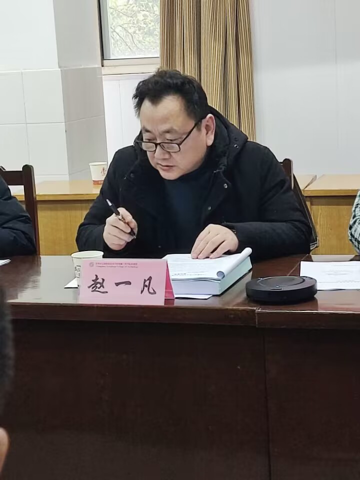 182c21a4a32ef67a.jpg