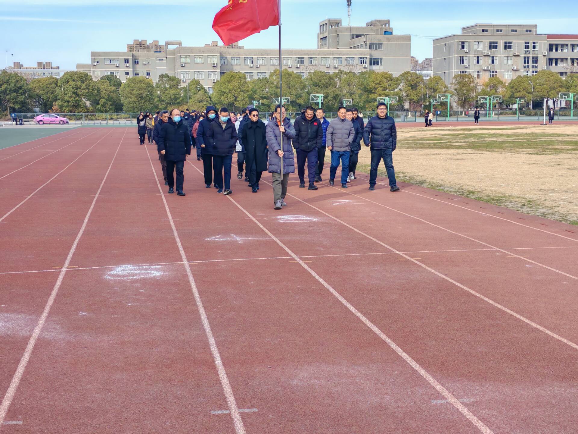 ab42a3e2018e9d1de05f8c0ccc7a9208.jpg