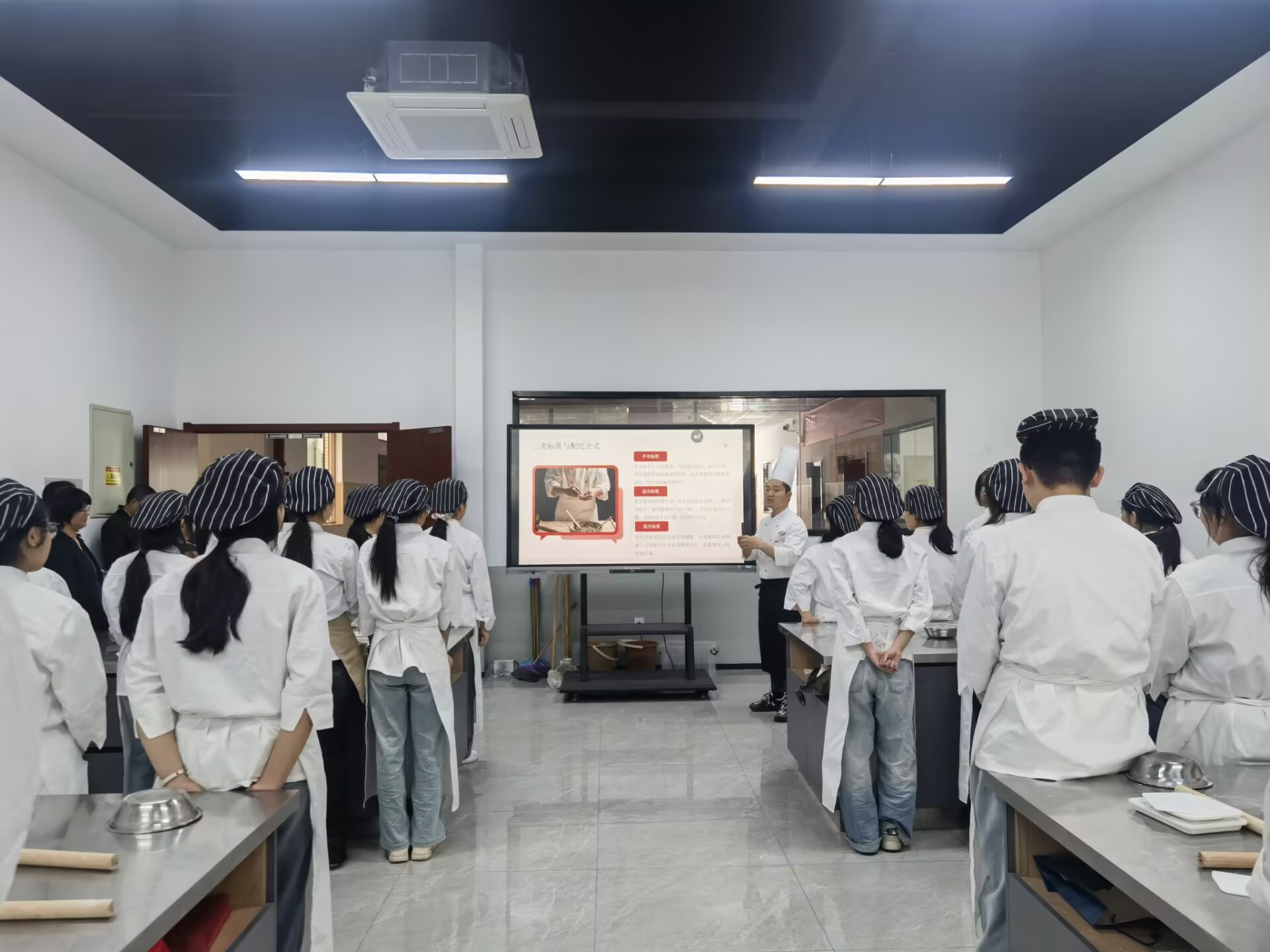 王凯.jpg