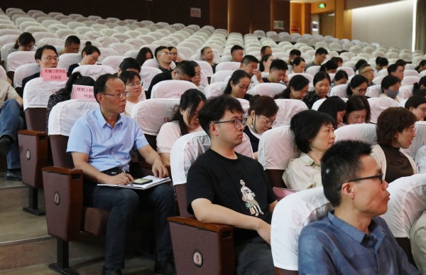 08153633yx9s.jpg